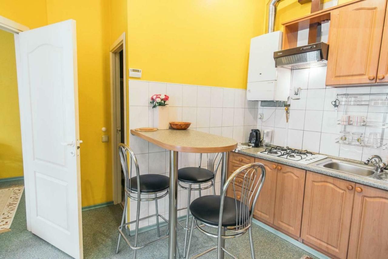 Like Home Apartments - 2 Rooms With Balcony Vilnius Bagian luar foto
